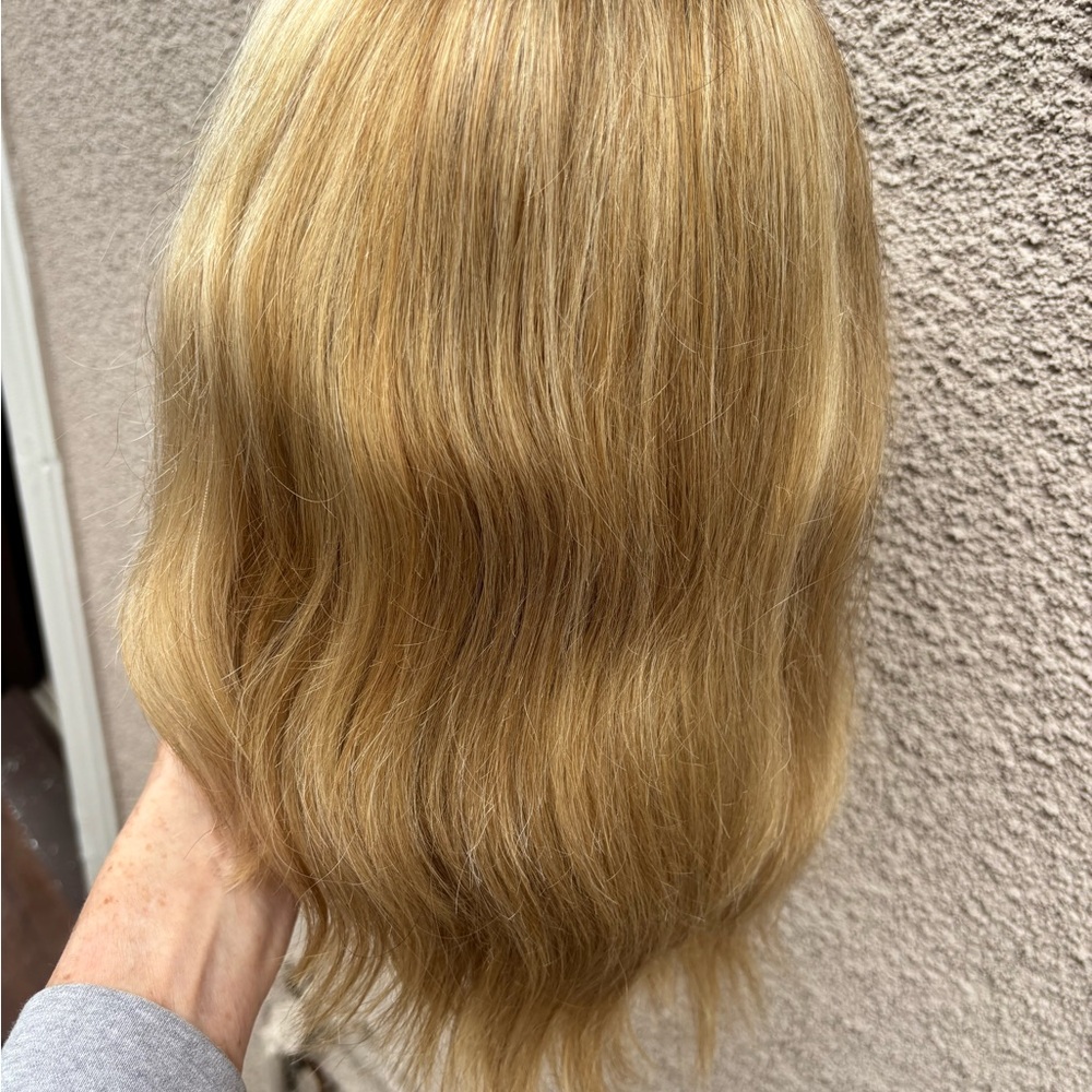 gently used human hair remy wig blonde blend wavy for under ball cap hat beanie. - Picture 4 of 10